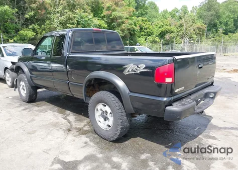 2002 Chevrolet S-10 Ls from USA, damaged, VIN 1GCCT19W428208226